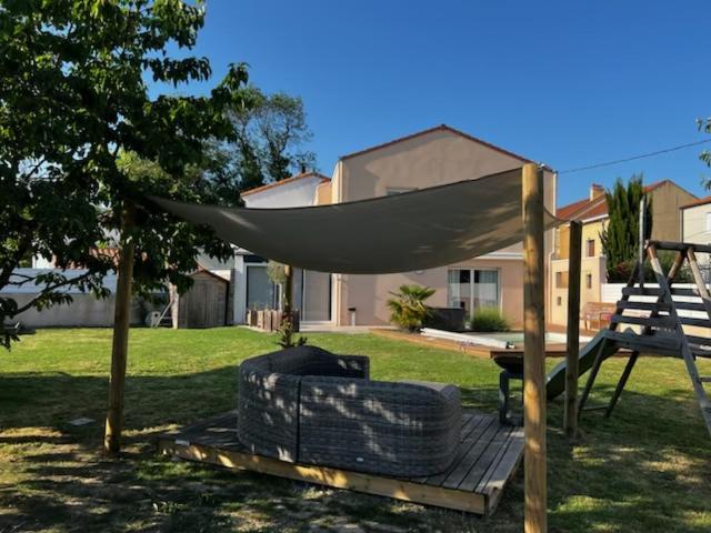 Maison Familiale 4 Chambres Avec Jardin Et Piscine Saint-Aignan-Grand-Lieu Εξωτερικό φωτογραφία